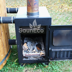 Luxurious hot tub from Sauneco