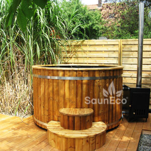 Luxurious hot tub from Sauneco