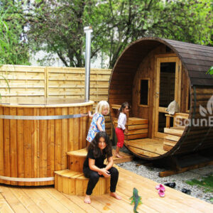 Luxurious hot tub from Sauneco
