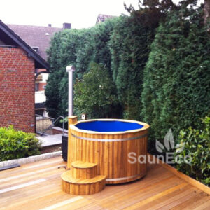 Luxurious hot tub from Sauneco