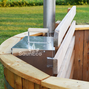Large wooden hot tub from Sauneco
