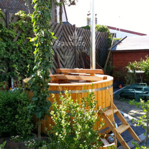 Large wooden hot tub from Sauneco