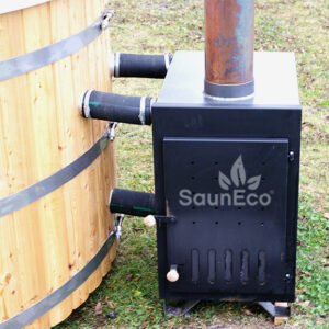 Large wooden hot tub from Sauneco