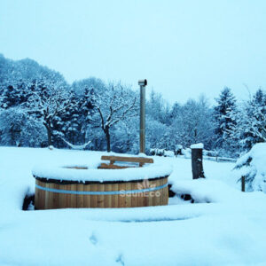 Large spacious hot tub from Sauneco