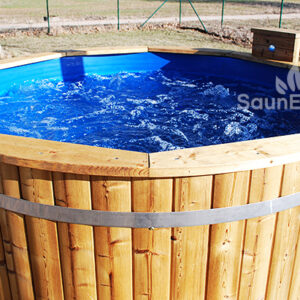 Luxurious hot tub jacuzzi from Sauneco