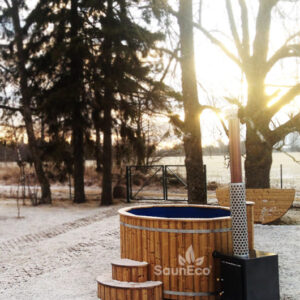Luxurious hot tub jacuzzi from Sauneco