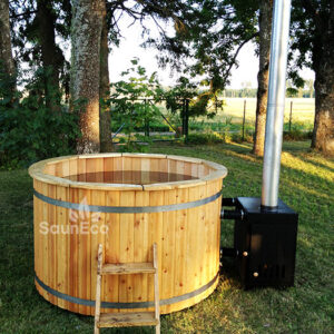 Wooden Hot Tub from Sauneco