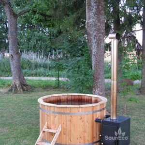Wooden Hot Tub from Sauneco