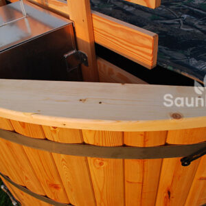 Wooden Hot Tub Bath Barrel from Sauneco
